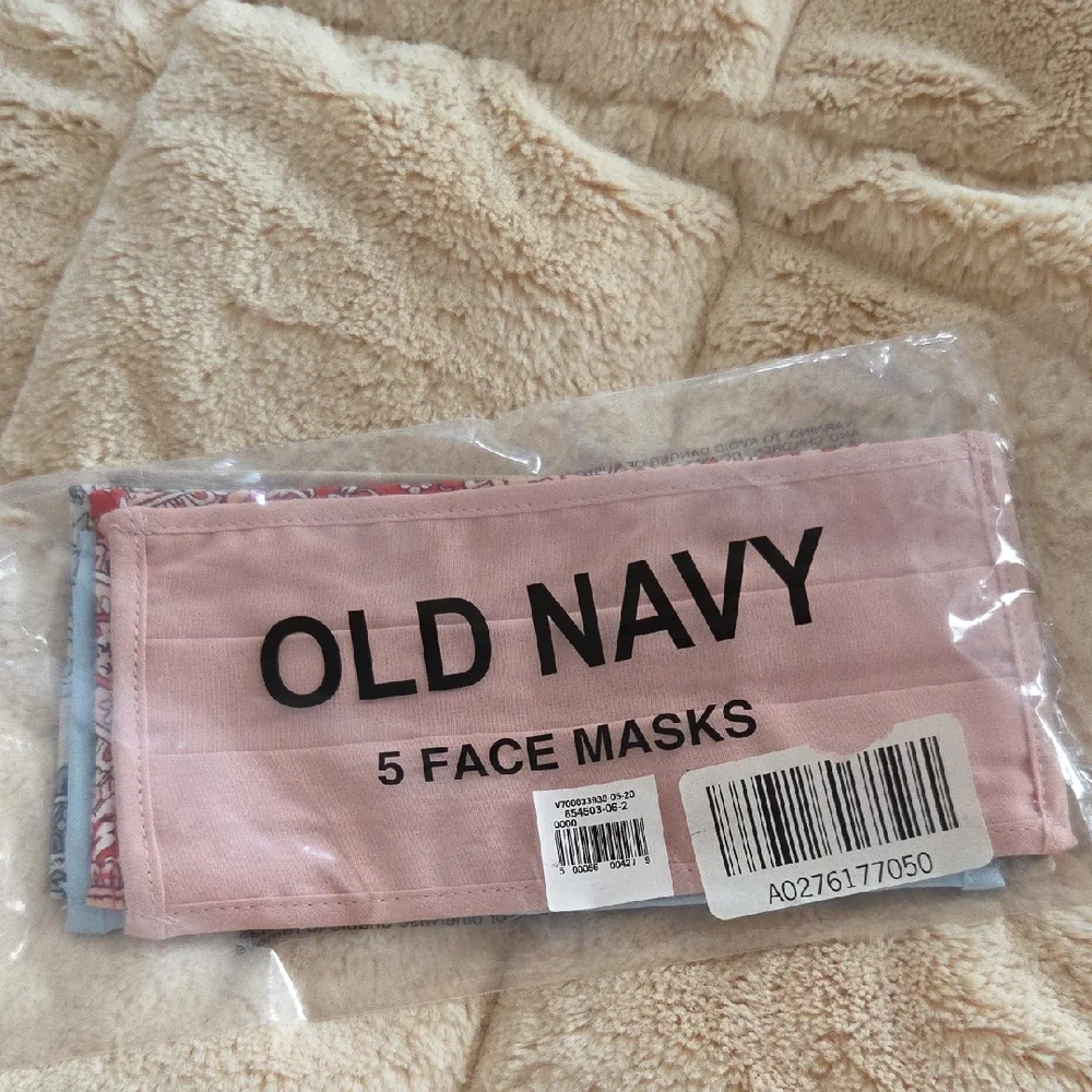 Old Navy Face Mask Set - 5 Pack
